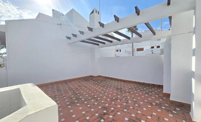 Revente - Townhouse * -
Villamartin * - Los Dolses *