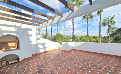 Revente - Townhouse * -
Villamartin * - Los Dolses *