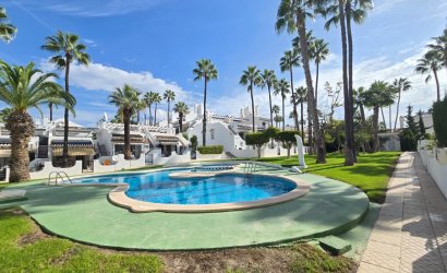 Revente - Townhouse * -
Villamartin * - Los Dolses *
