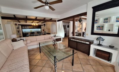 Revente - Apartment -
Torrevieja - Los Frutales