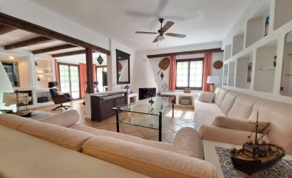 Revente - Apartment -
Torrevieja - Los Frutales