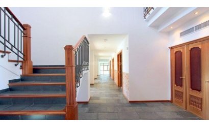 Herverkoop - Villa -
Penáguila