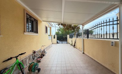 Herverkoop - Villa -
Orihuela Costa - Lomas De Don Juan