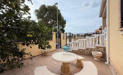 Herverkoop - Villa -
Orihuela Costa - Lomas De Don Juan