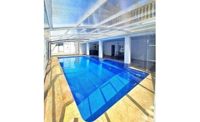 Herverkoop - Villa -
Orihuela Costa - Campoamor