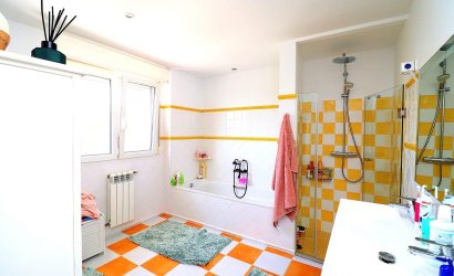 Herverkoop - Villa -
Orihuela Costa - Campoamor