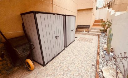 Reventa - Villa -
Villamartin - Costa Blanca