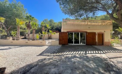 Herverkoop - Villa -
Orihuela - Torremendo