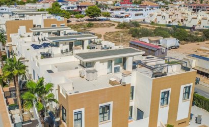 Herverkoop - Apartment -
Orihuela Costa - La Zenia