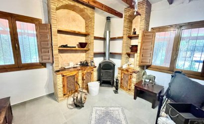 Herverkoop - Finca / Country Property -
Orihuela
