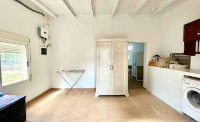 Herverkoop - Finca / Country Property -
Orihuela
