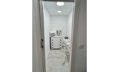 Herverkoop - Herenhuis -
Torrevieja - Los Balcones