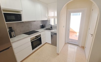 Herverkoop - Town House -
Villamartin - Las filipinas