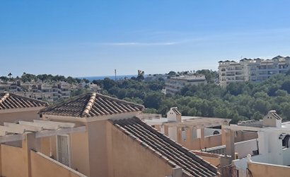 Herverkoop - Town House -
Villamartin - Las filipinas