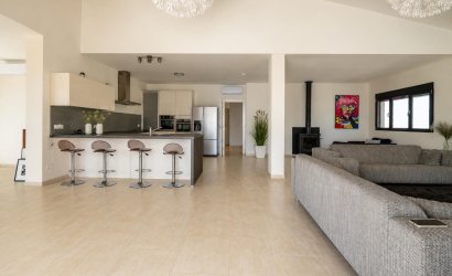 Herverkoop - Villa -
EL Carmoli Los Urrutias