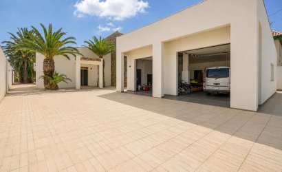Herverkoop - Villa -
EL Carmoli Los Urrutias
