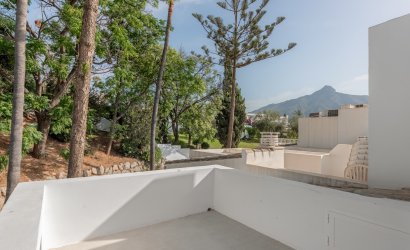 Herverkoop - Herenhuis -
Marbella - Nueva Andalucía