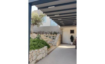 Herverkoop - Villa -
Finestrat