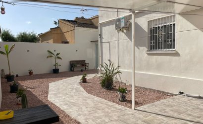 Reventa - Villa -
Torrevieja - San Luis
