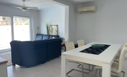 Reventa - Villa -
Torrevieja - San Luis
