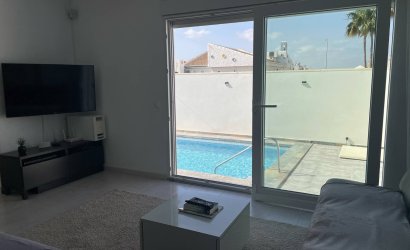 Reventa - Villa -
Torrevieja - San Luis