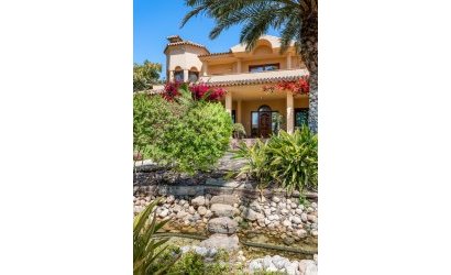 Herverkoop - Villa -
Elche