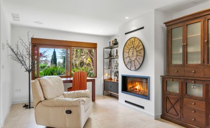 Herverkoop - Villa -
Elche