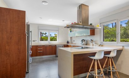 Herverkoop - Villa -
Elche