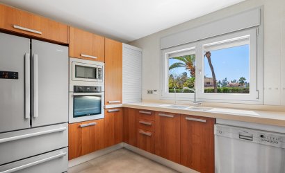 Herverkoop - Villa -
Elche