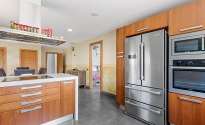 Herverkoop - Villa -
Elche