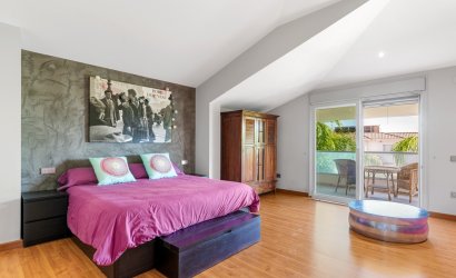 Herverkoop - Villa -
Elche