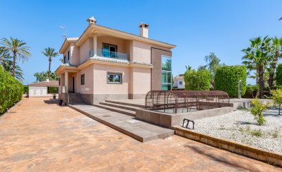 Herverkoop - Villa -
Elche