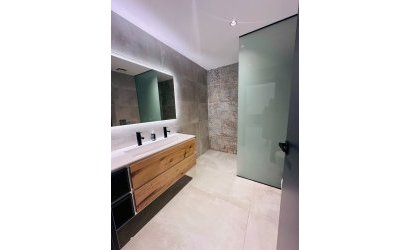 Herverkoop - Villa -
Rojales