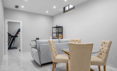 Reventa - Villa -
Orihuela Costa - Villamartín