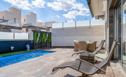 Reventa - Villa -
Orihuela Costa - Villamartín