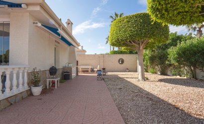 Resale - Villa -
Ciudad Quesada