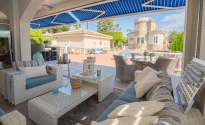 Resale - Villa -
Ciudad Quesada