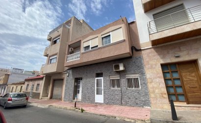 Herverkoop - Apartment -
Torrevieja - Center