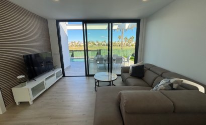 Herverkoop - Villa -
Los Alcazares - Roda