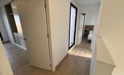 Herverkoop - Villa -
Los Alcazares - Roda