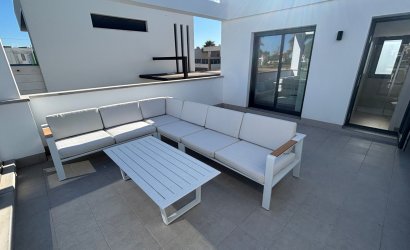 Herverkoop - Villa -
Los Alcazares - Roda