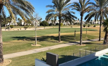 Herverkoop - Villa -
Los Alcazares - Roda