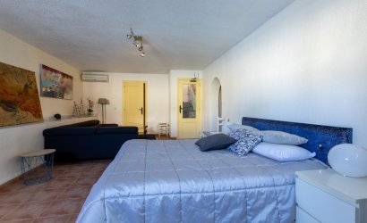 Reventa - Villa -
Benijofar