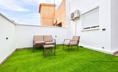 Reventa - Adosado -
Orihuela Costa - Playa Flamenca