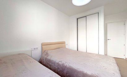 Reventa - Adosado -
Orihuela Costa - Playa Flamenca