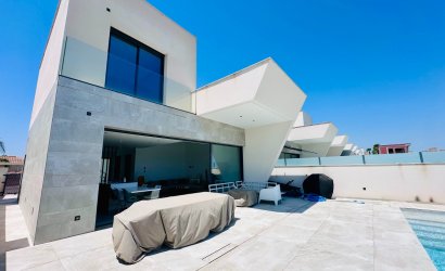 Herverkoop - Villa -
Rojales