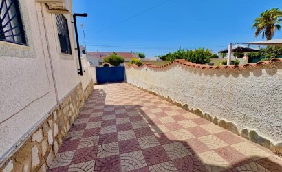 Resale - Villa -
Ciudad Quesada