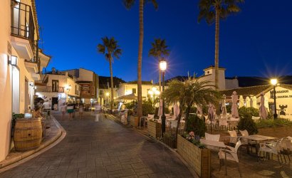 Obra nueva - Apartment -
Benahavís - pueblo