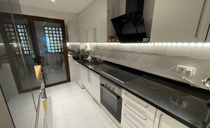 Herverkoop - Apartment -
Benahavis - Los Arqueros