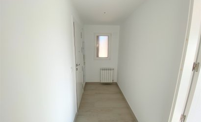 Herverkoop - Apartment -
Villena